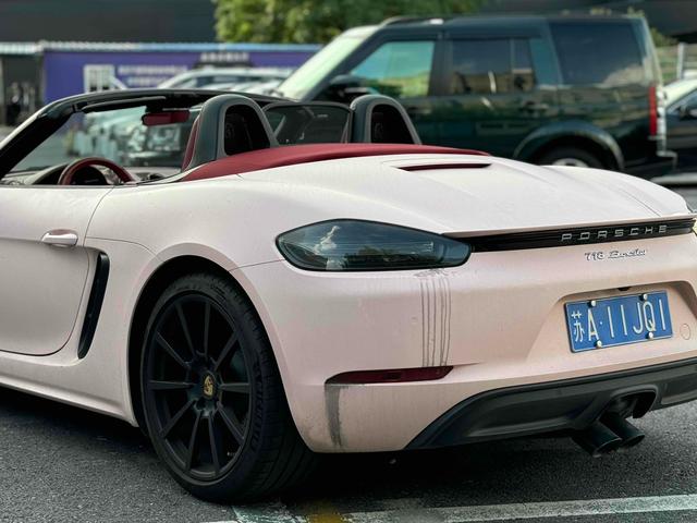 Porsche 718