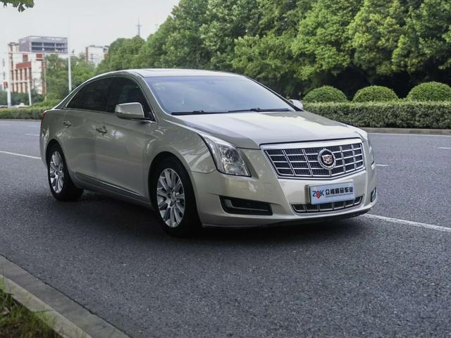 Cadillac XTS