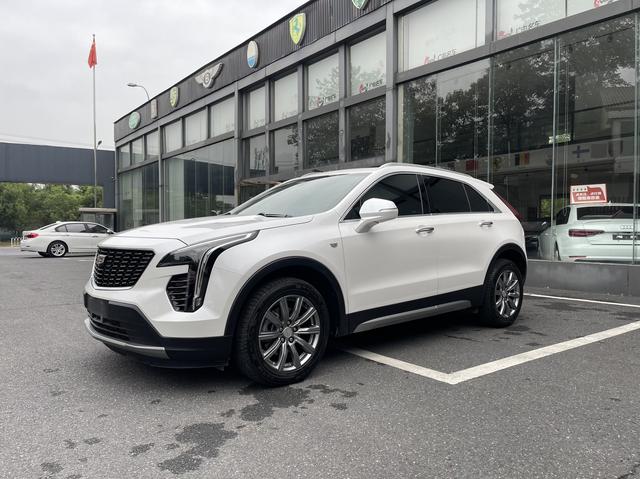 Cadillac XT4