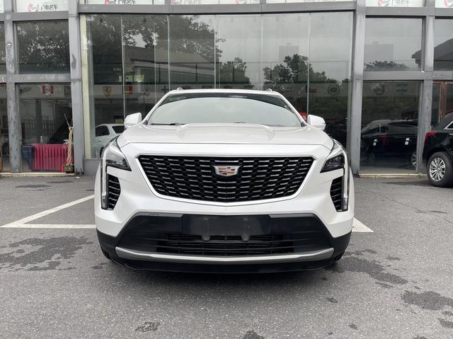 Cadillac XT4