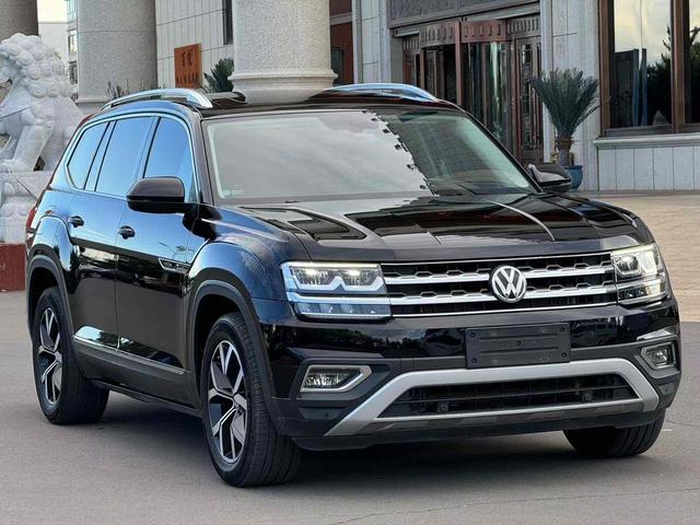 Volkswagen Tuang