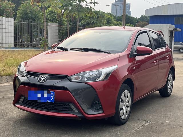 Toyota YARiS L to dazzle