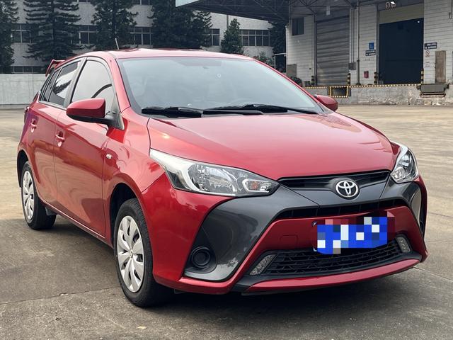 Toyota YARiS L to dazzle