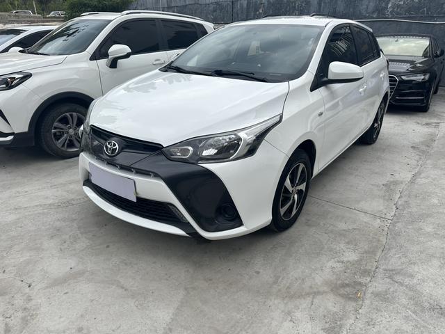 Toyota YARiS L to dazzle