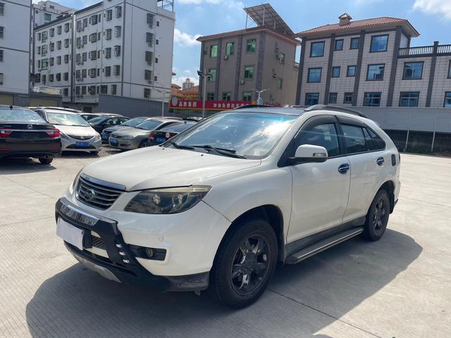 BYD S6