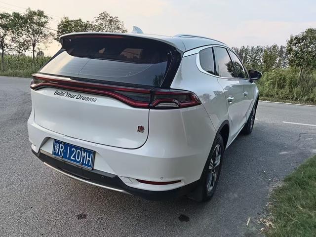 BYD Tang