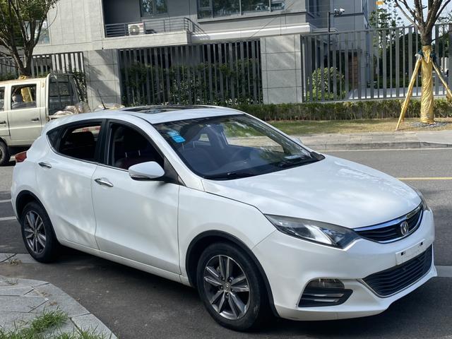 Changan Eado XT