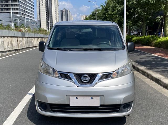 Nissan NV200