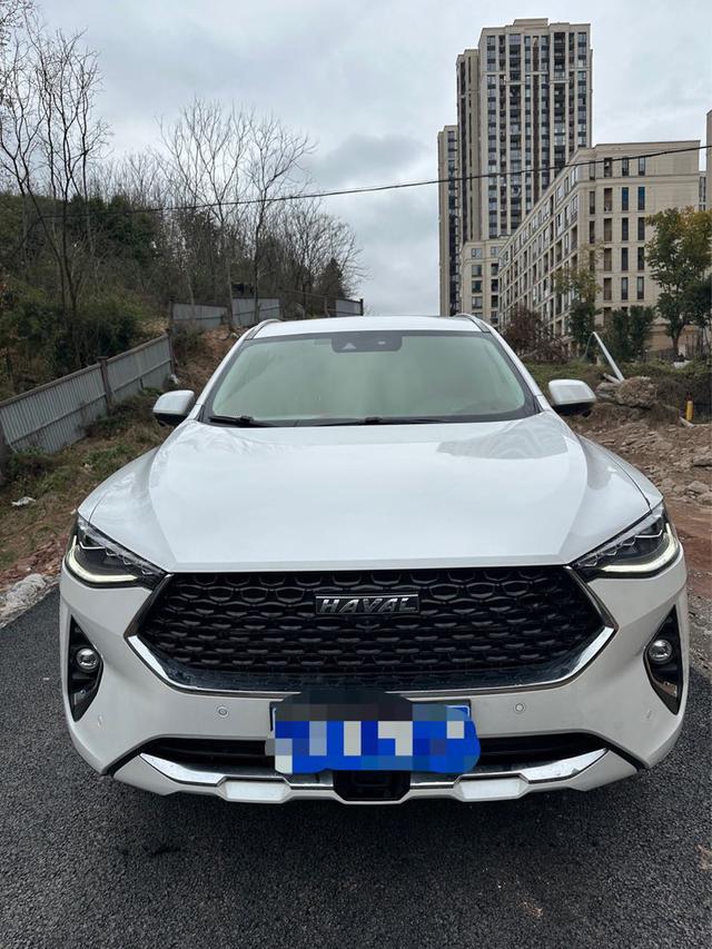 Haval F7