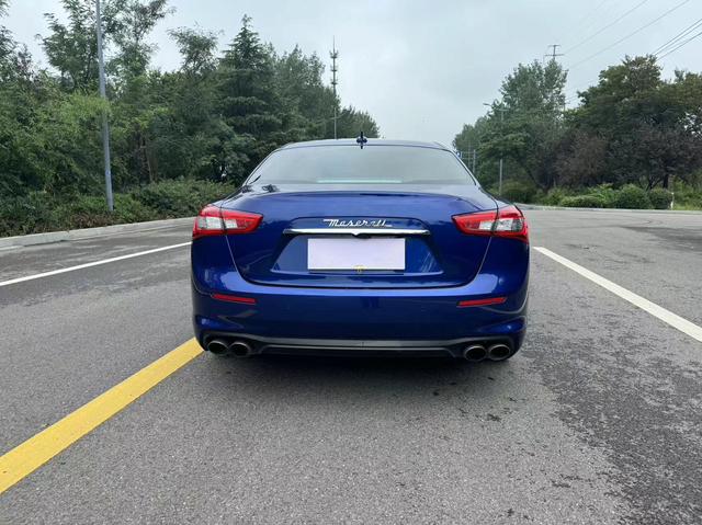 Maserati Ghibli