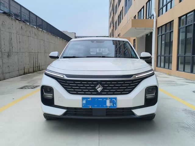 Baojun RC-5