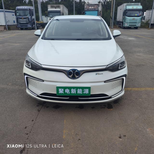 BAIC Beijing EU5