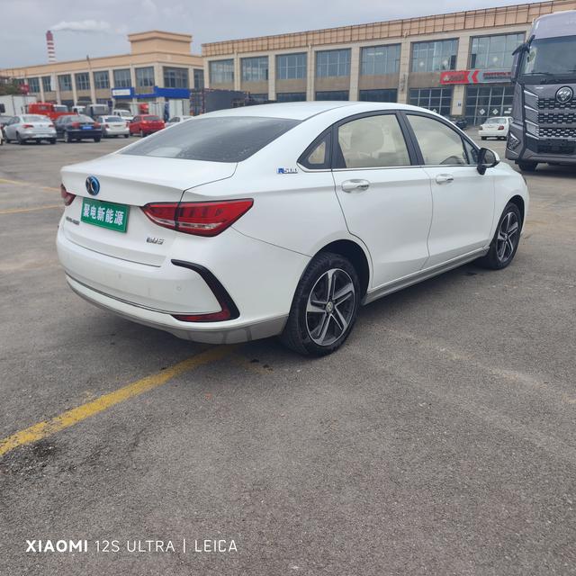 BAIC Beijing EU5