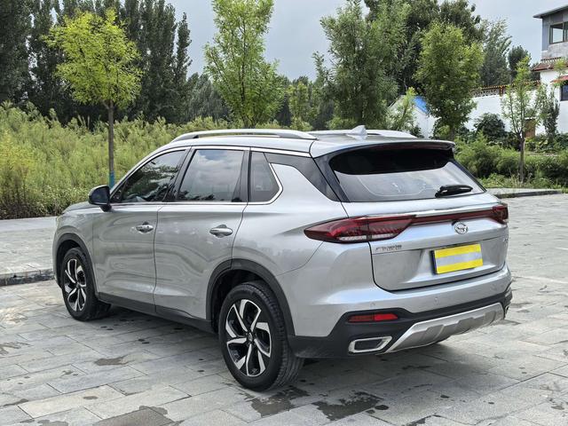 GAC Trumpchi GS5