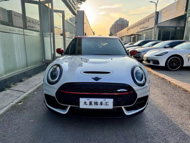 MINI JCW CLUBMAN