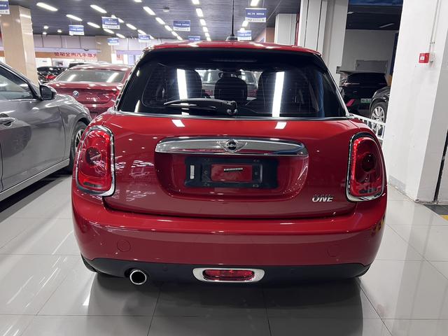 MINI MINI