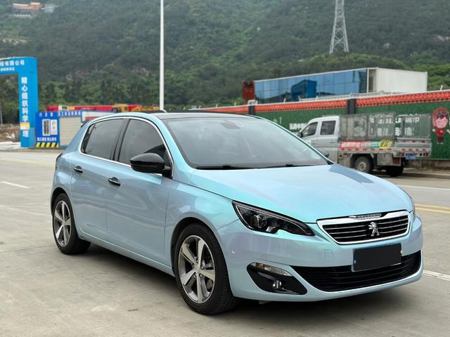 Peugeot 308S