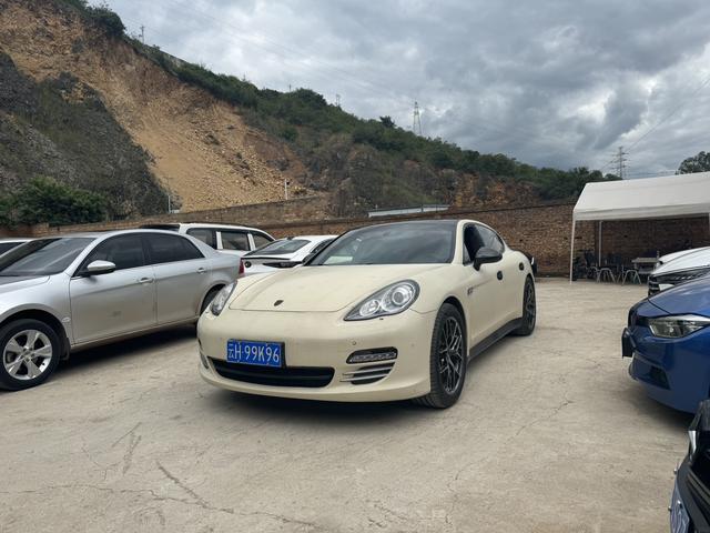 Porsche Panamera