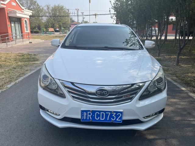 BYD G5