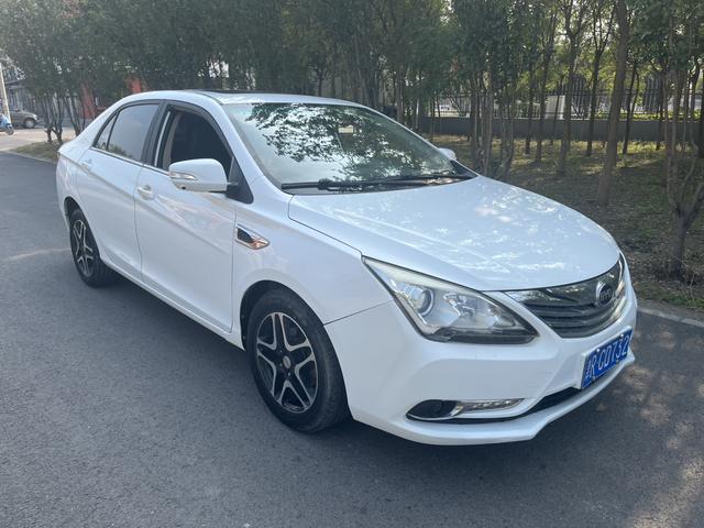 BYD G5