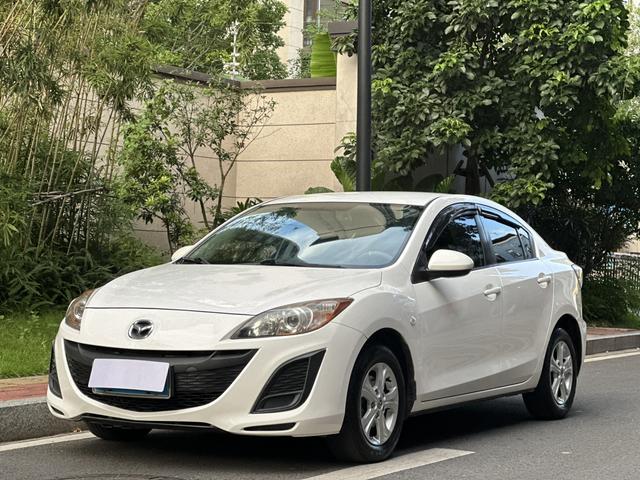 Mazda 3 star