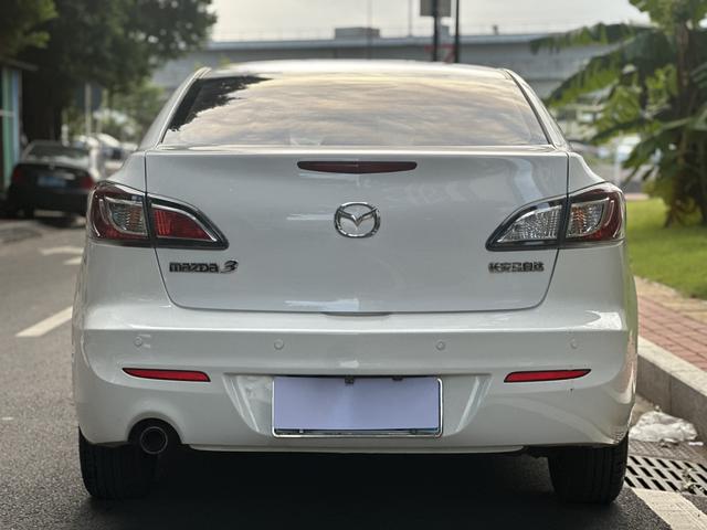 Mazda 3 star