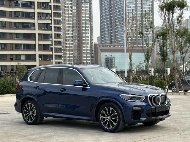 BMW X5 (imported)