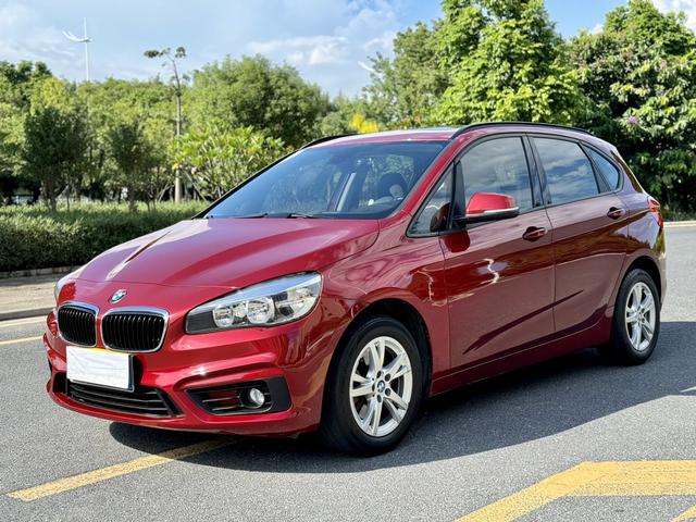 BMW 2 series station wagon (imported)