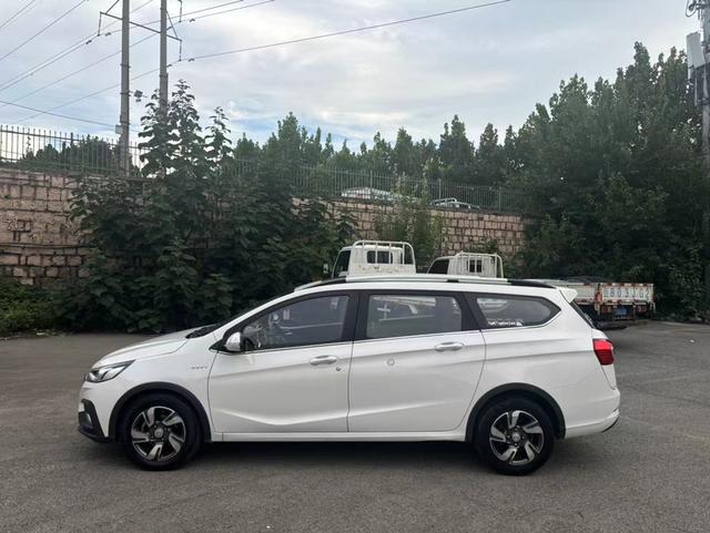 Baojun 310W