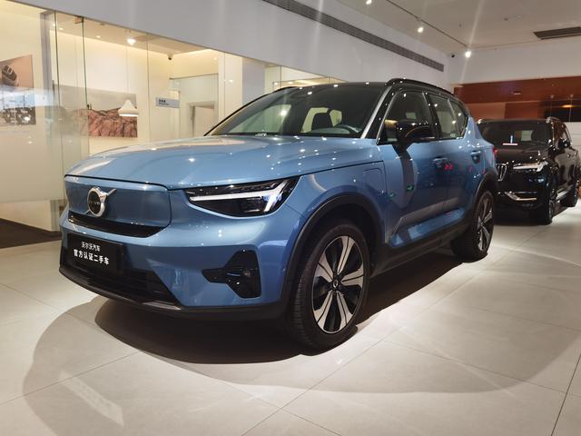 Volvo XC40 EV