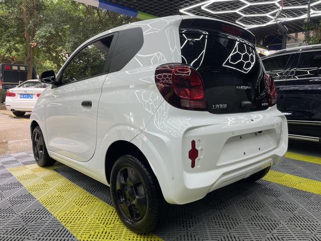 Roewe CLEVER