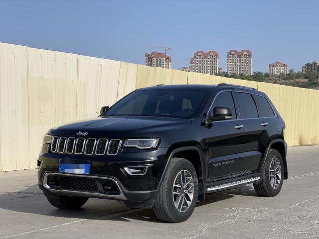 Jeep Grand Cherokee (imported)