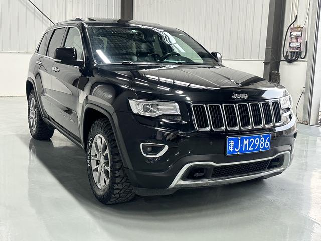 Jeep Grand Cherokee (imported)