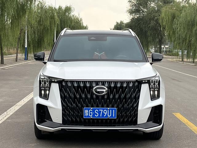 GAC Trumpchi GS8