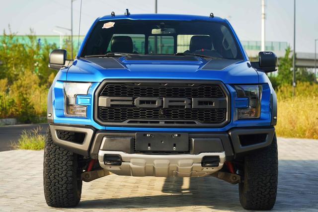 Ford F-150 Raptor