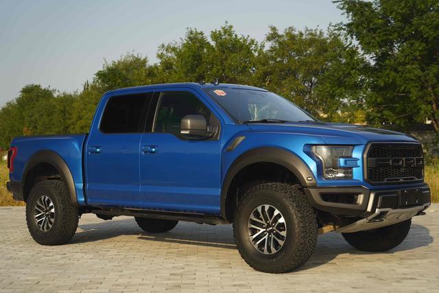 Ford F-150 Raptor