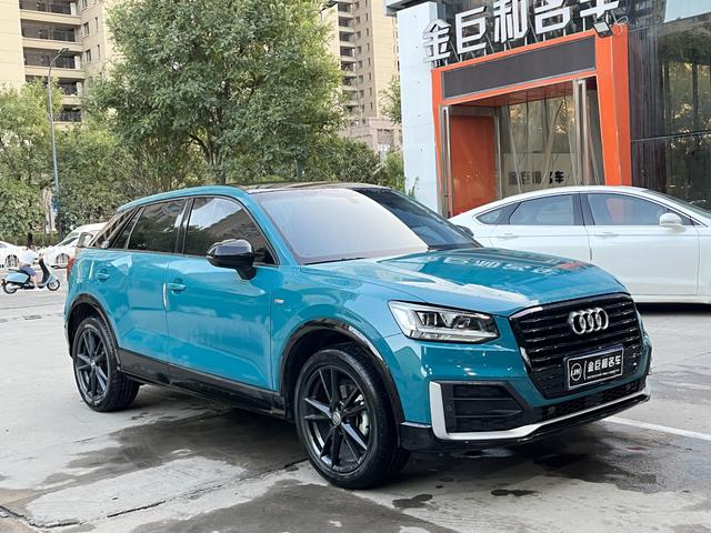 Audi Q2L