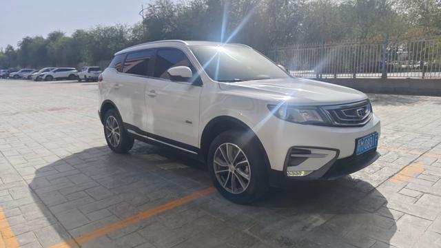 Geely Atlas