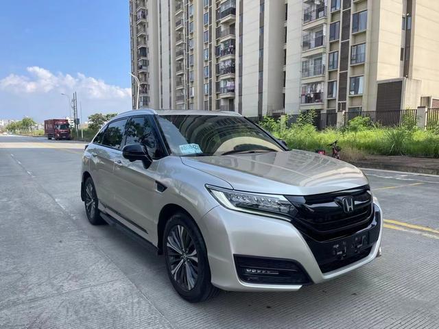 Honda UR-V