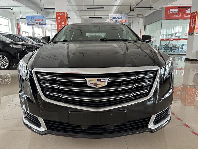 Cadillac XTS