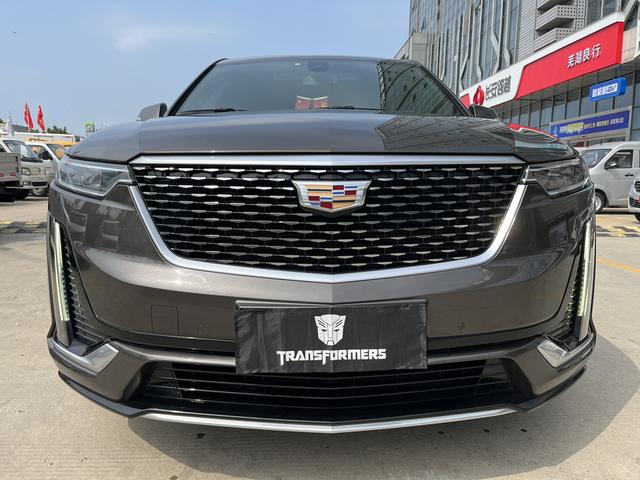 Cadillac XT6