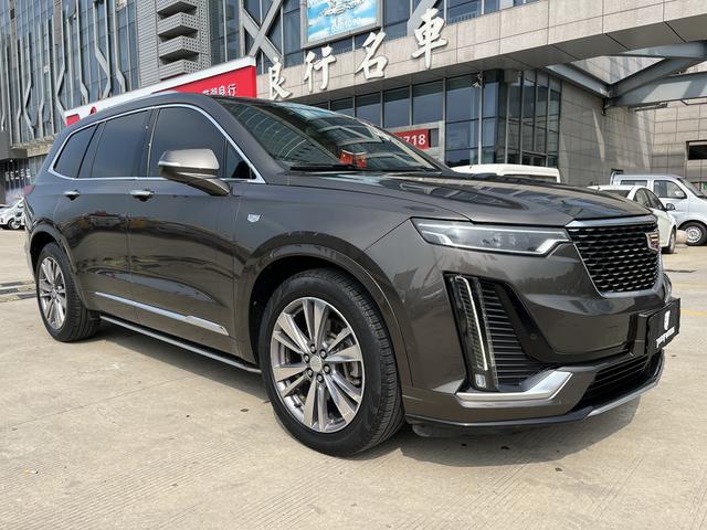 Cadillac XT6