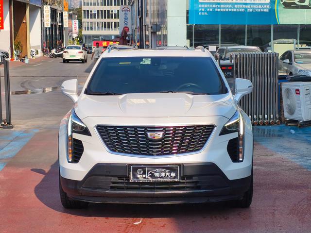 Cadillac XT4