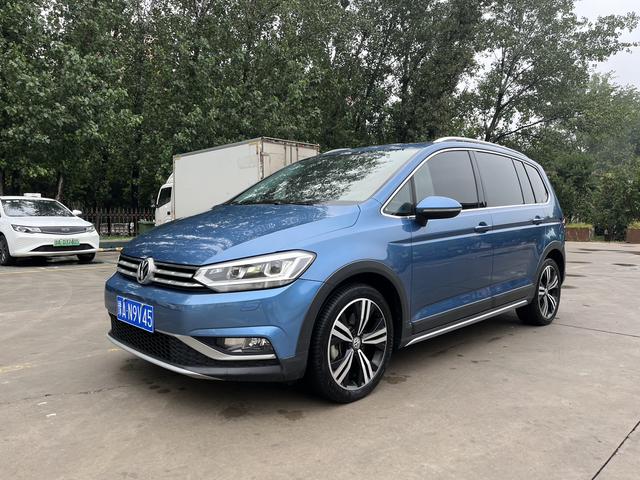 Volkswagen Touran L