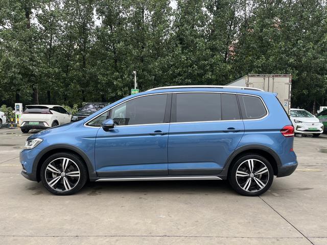 Volkswagen Touran L