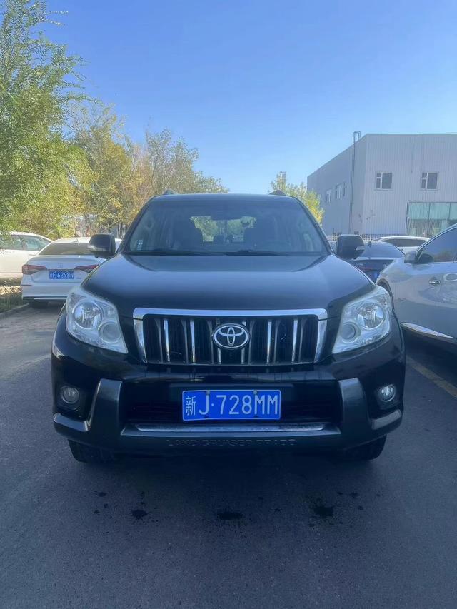 Toyota Prado (imported)