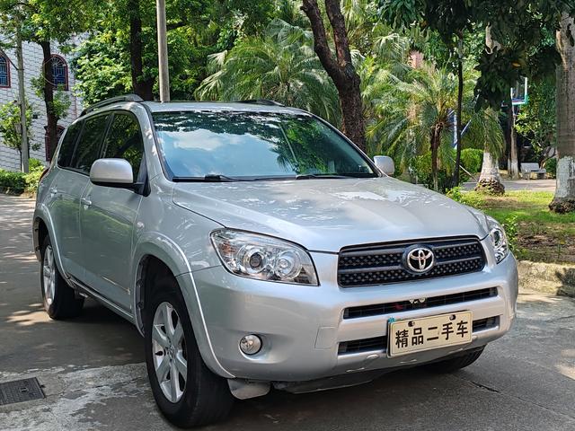 Toyota RAV4 (imported)