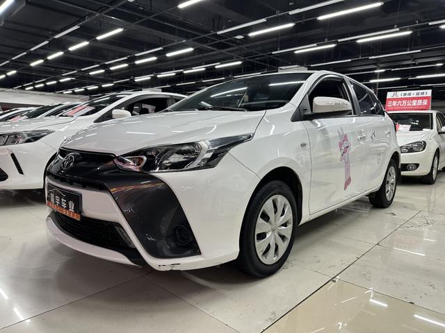 Toyota YARiS L to dazzle