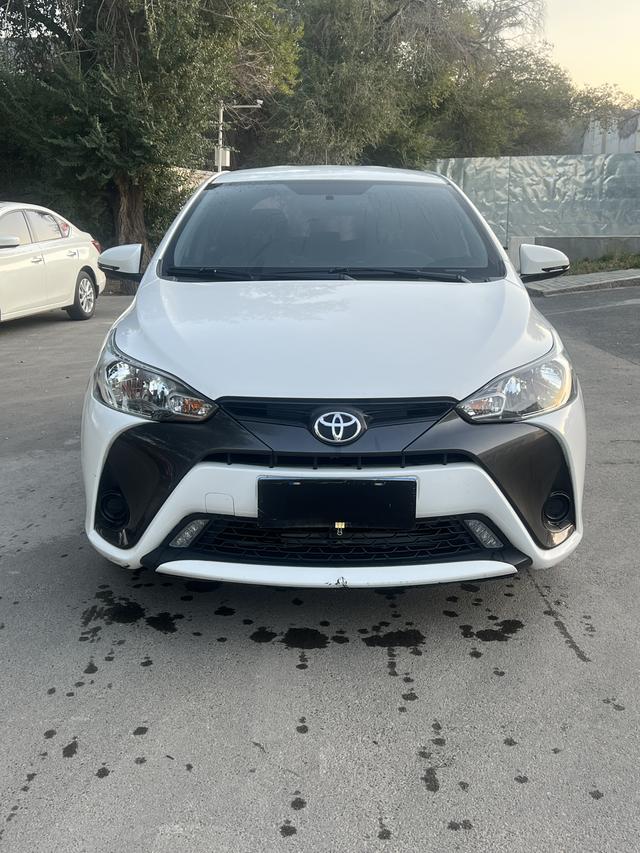 Toyota YARiS L to dazzle