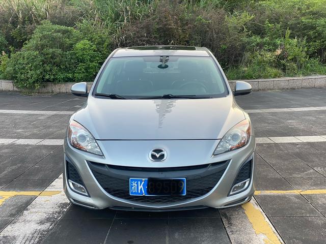 Mazda 3 star